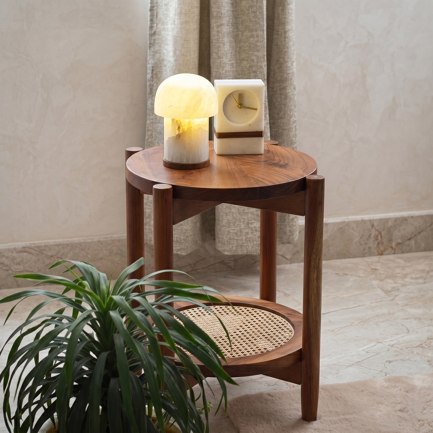 Mesa Side Table | Acacia Wood