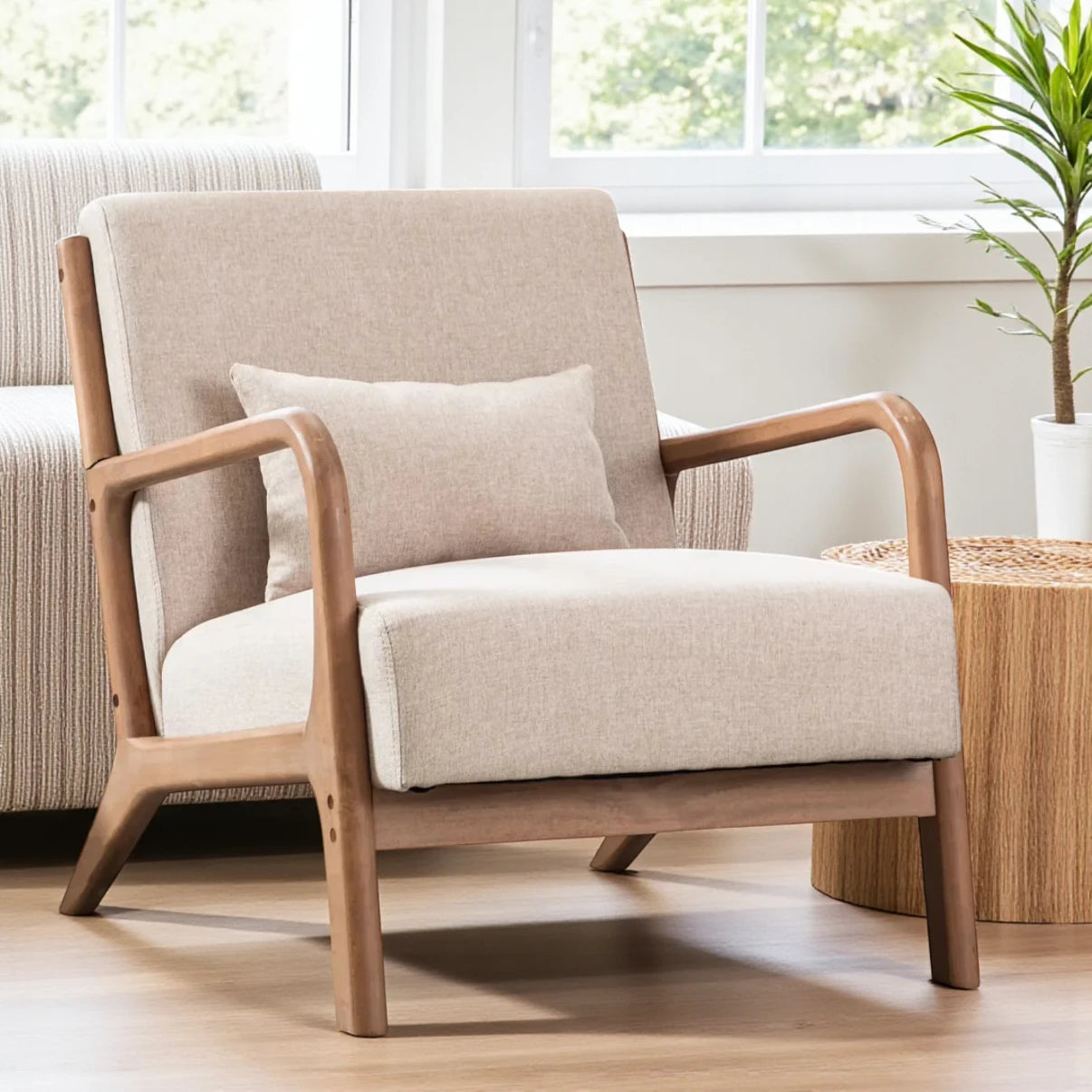 Leisure Accent Chair | Beige