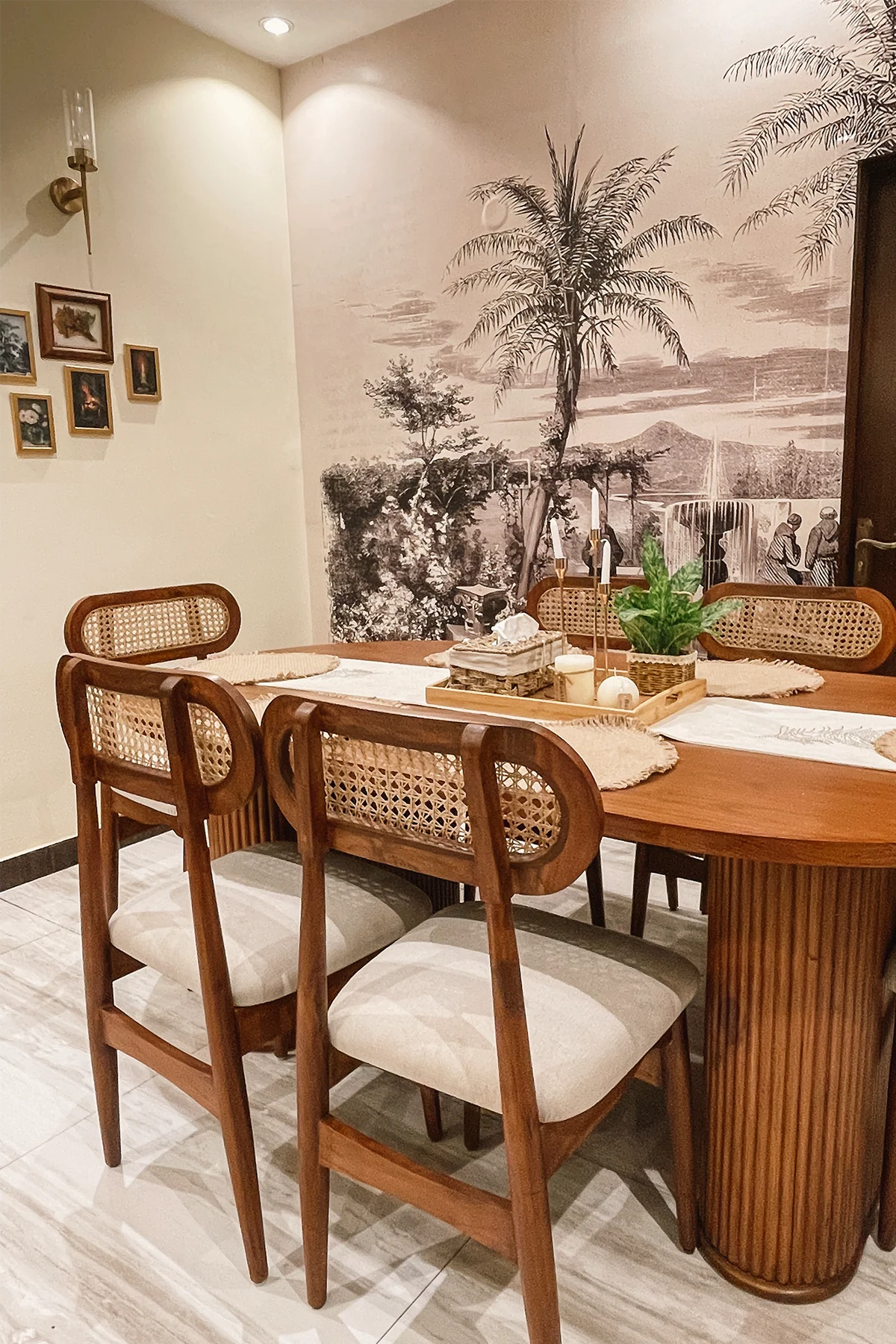 The Orch Dining Set | Teak Wood