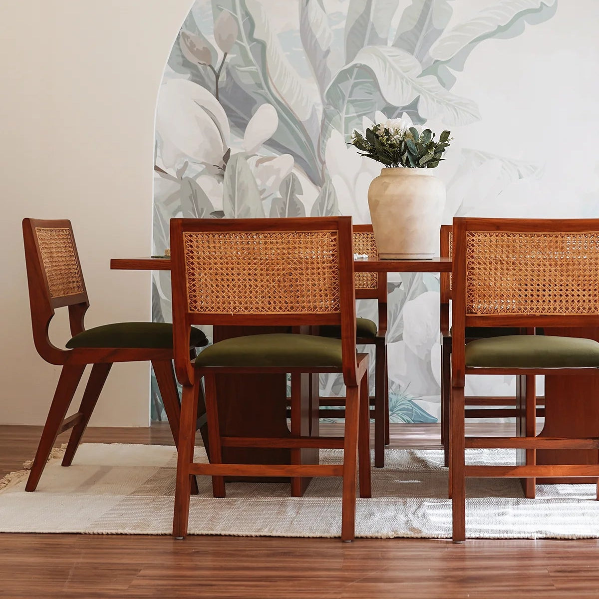 The Mage Dining Set | Teak Wood