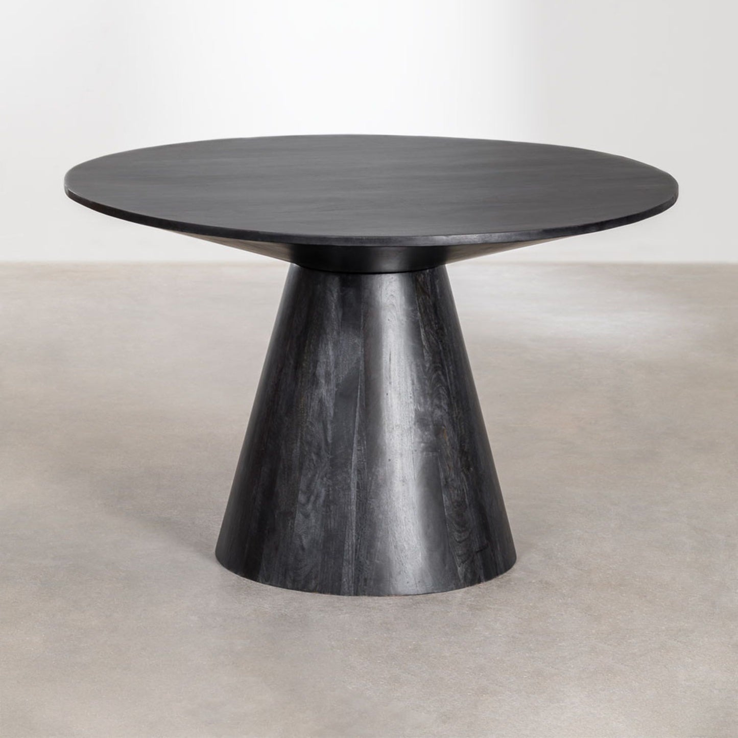 Elysian Round Dining Table Wooden | Black