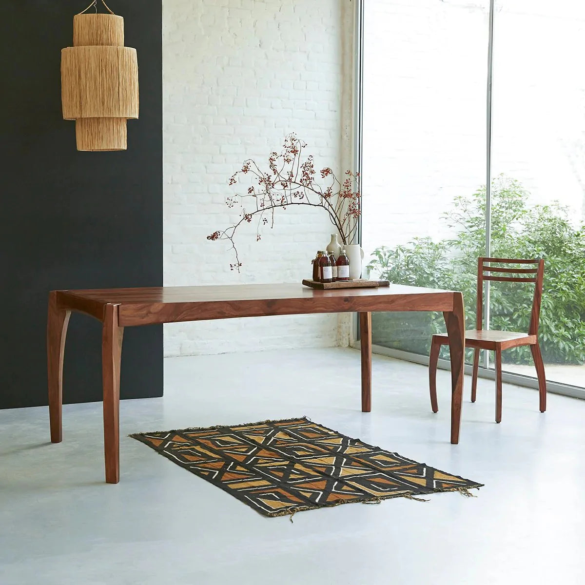 The Sequoia Round Dining Table | Sheesham Wood