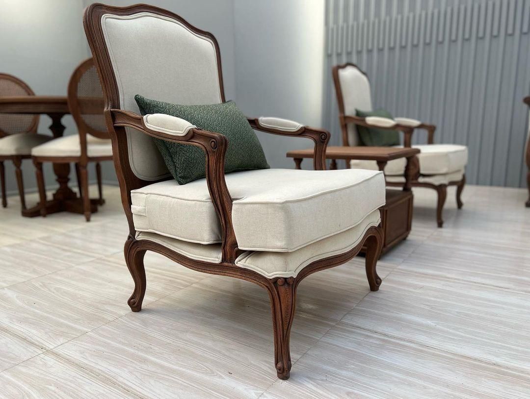 The Oxford Louis Premium Sofa Set | Teak Wood