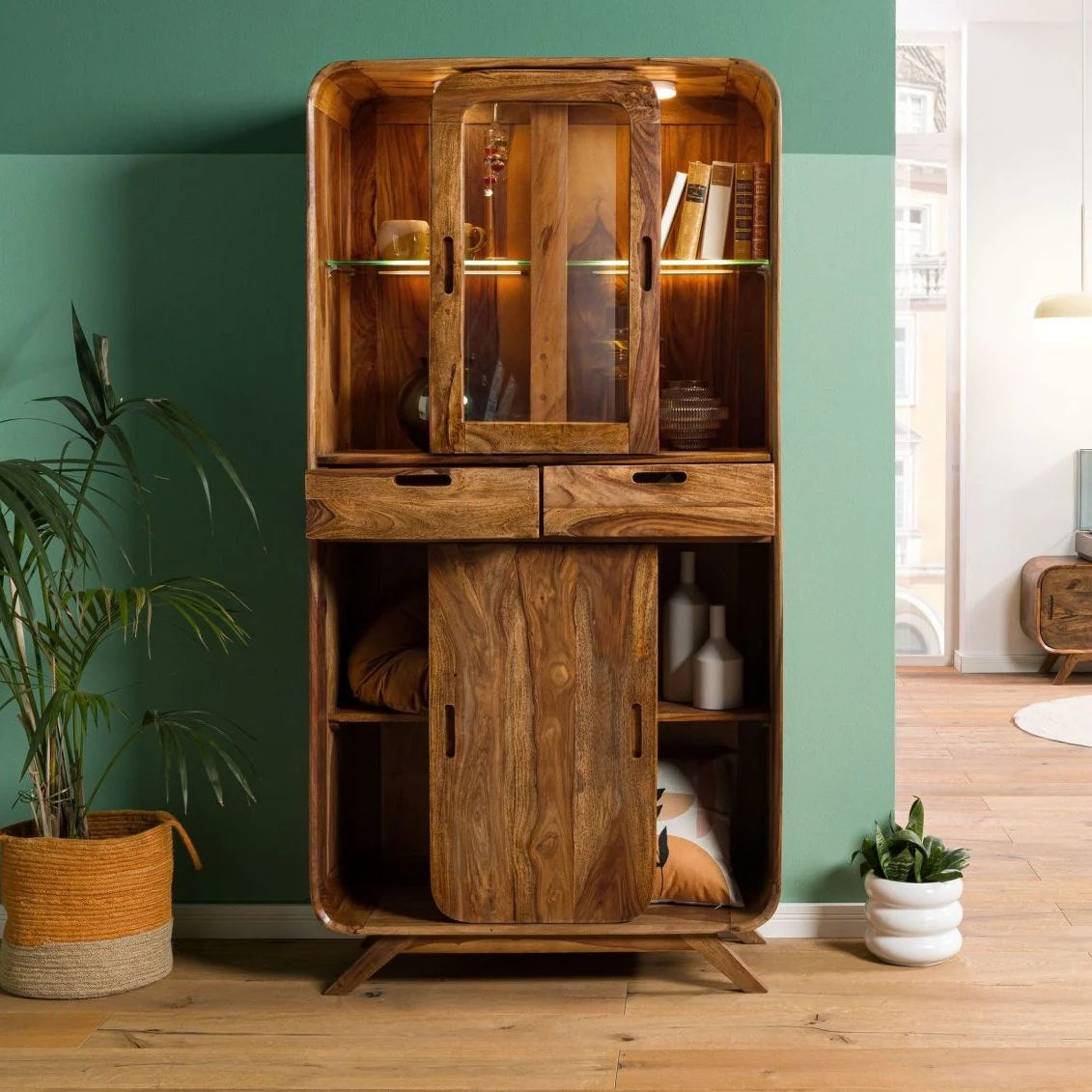 Wooden Showcases & Display Cabinets