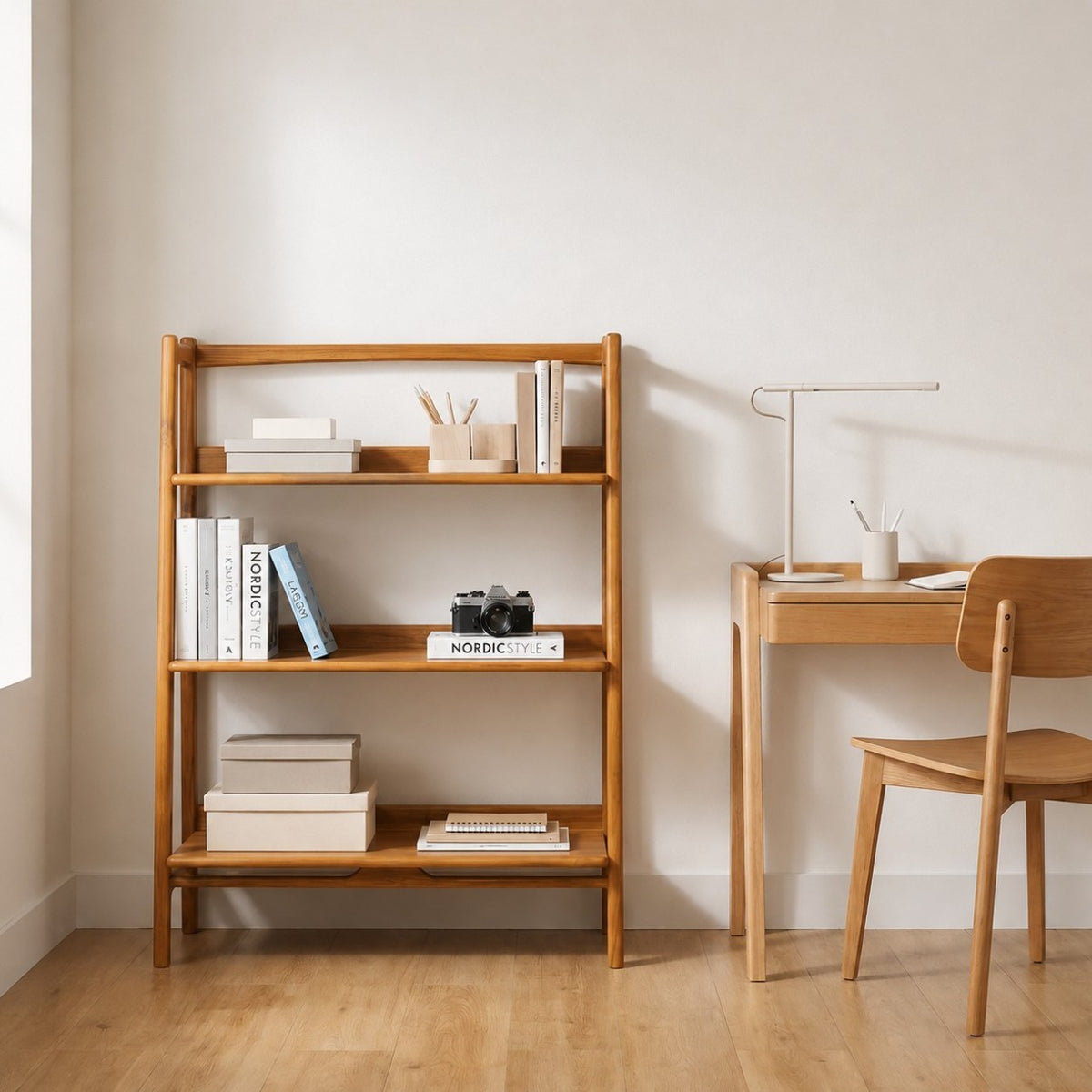 Snoovia Bookshelf | Teak Wood