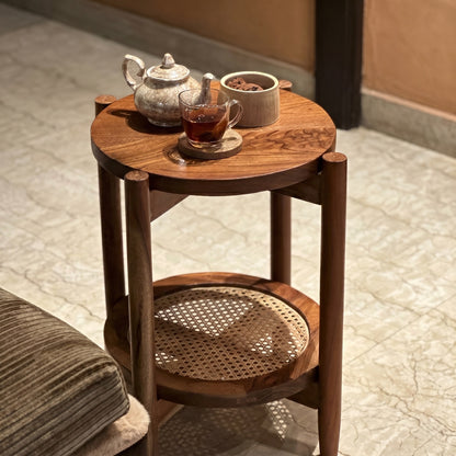 Mesa Side Table | Acacia Wood