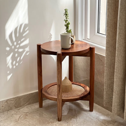Mesa Side Table | Acacia Wood