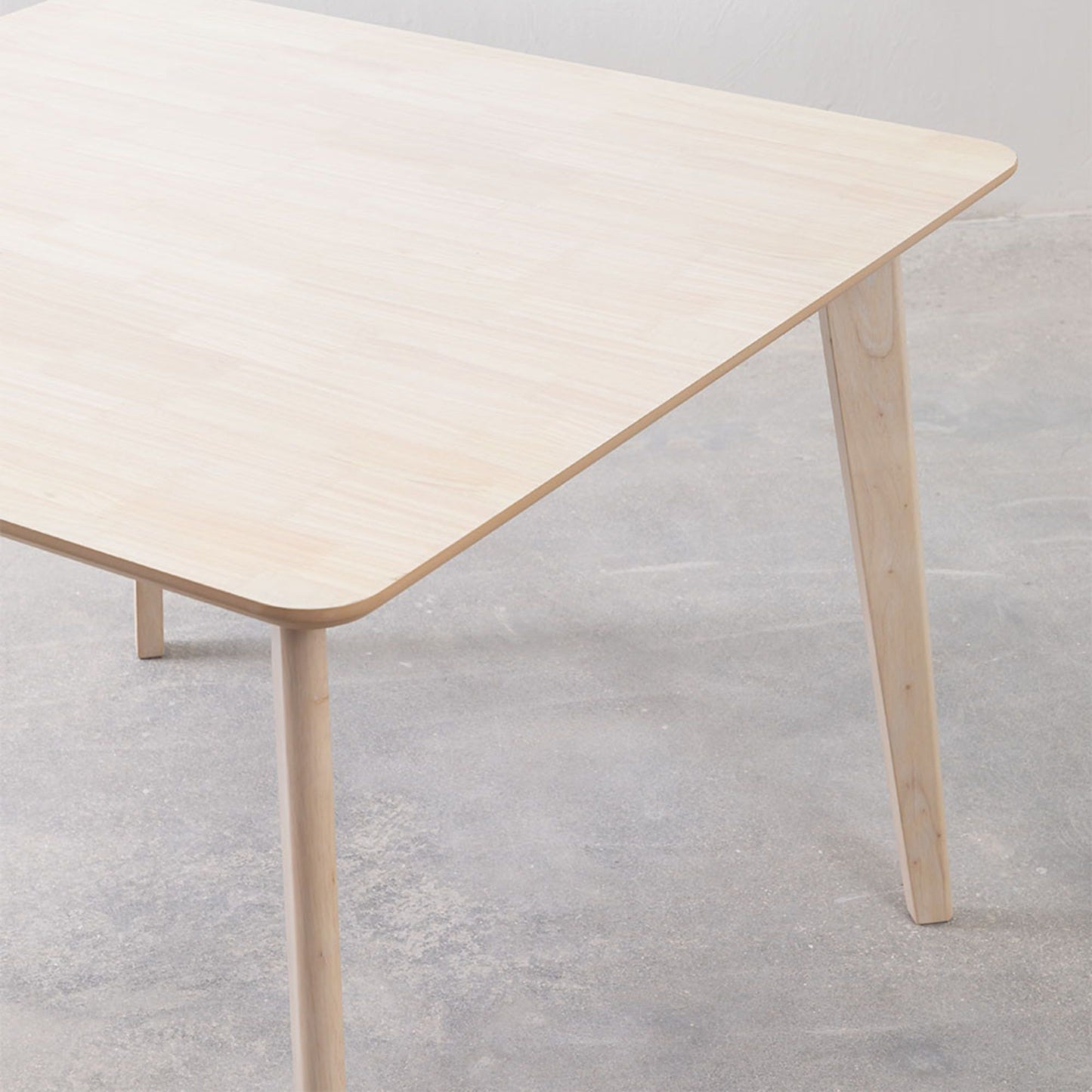 Arvore Dining Table Wooden | Natural Finish