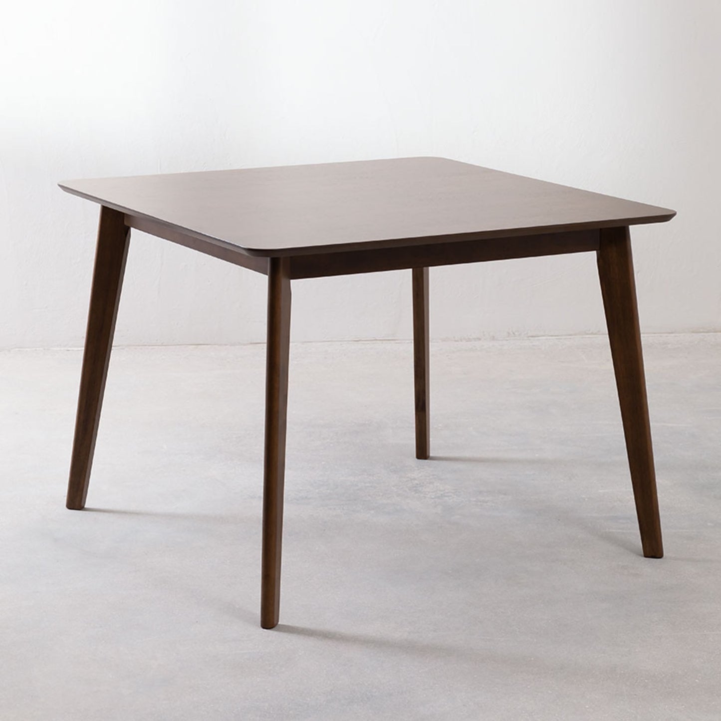 Arvore Dining Table Wooden | Honey Finish